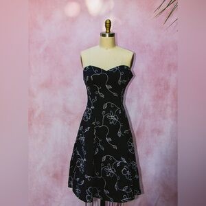 House Black Market Strapless Floral Embroidered Dress